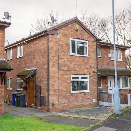Entire 1 Bedroom House In Manchester Exterior photo