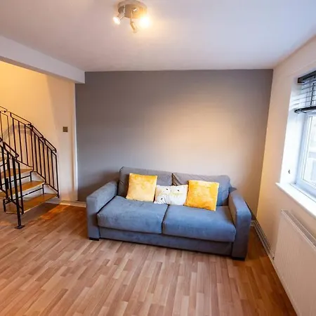Entire 1 Bedroom House In Manchester Exterior photo