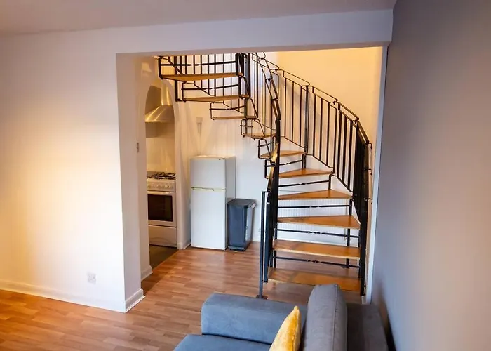 Entire 1 Bedroom House In Manchester