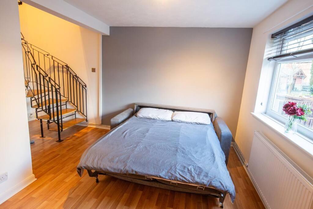 Appartement Entire 1 Bedroom House In